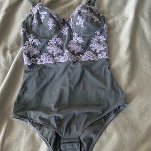 Vintage Christie's Scalloped Lace Sexy lingerie Underwire Bustier Bra bodysuit